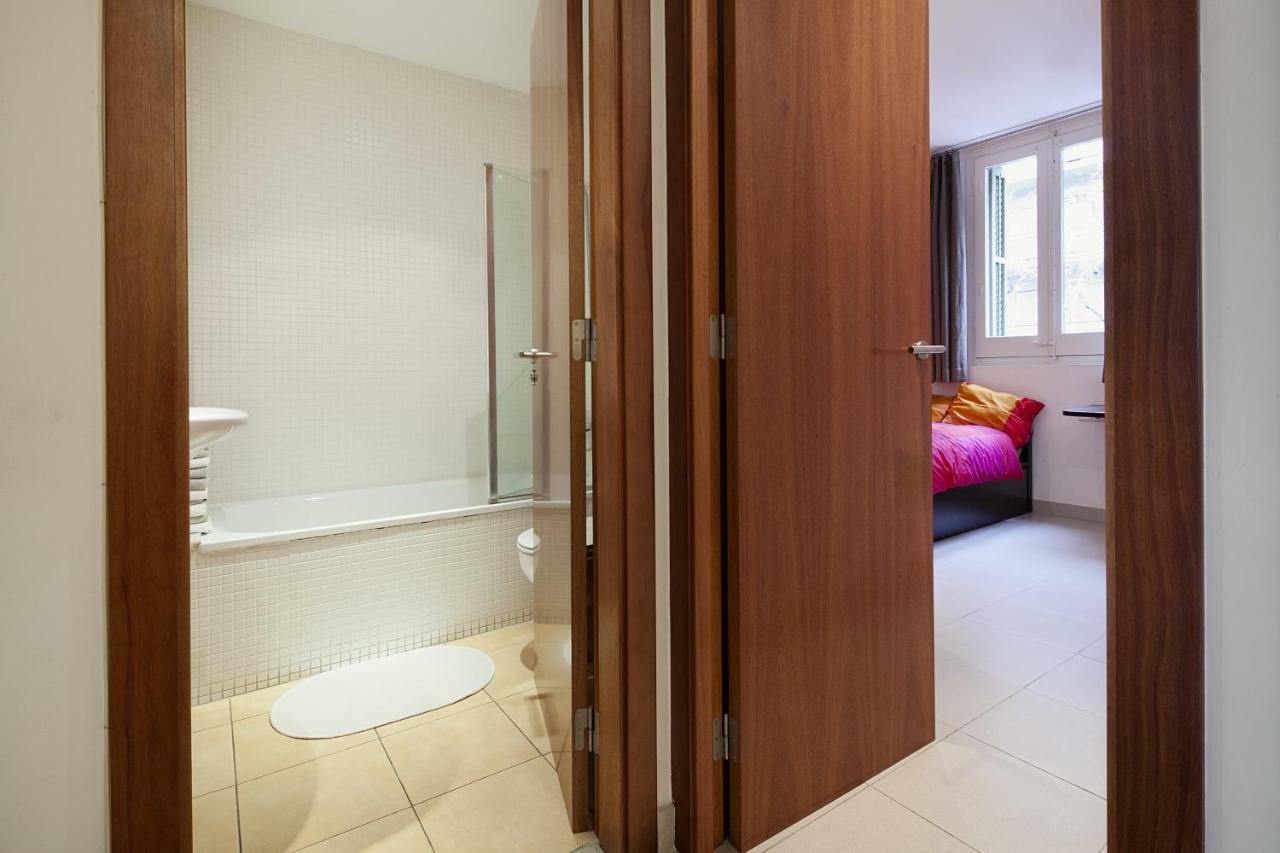 Key Sagrada Familia / Sicilia 348 Apartment *